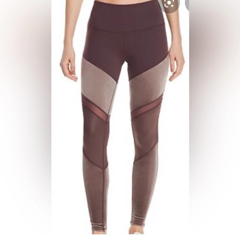 ALO Yoga Women's Colorblock Mesh Leggings in Plum and Taupe